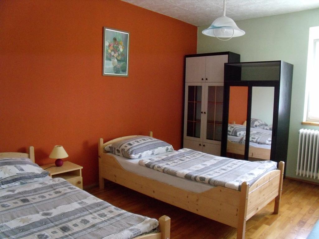 Viola Vendeghaz Appartement Kehidakustány Buitenkant foto