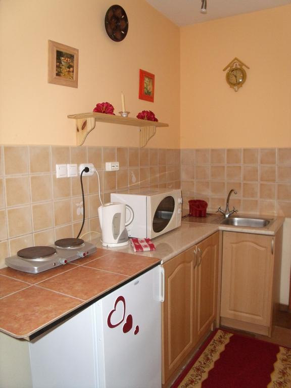 Viola Vendeghaz Appartement Kehidakustány Buitenkant foto